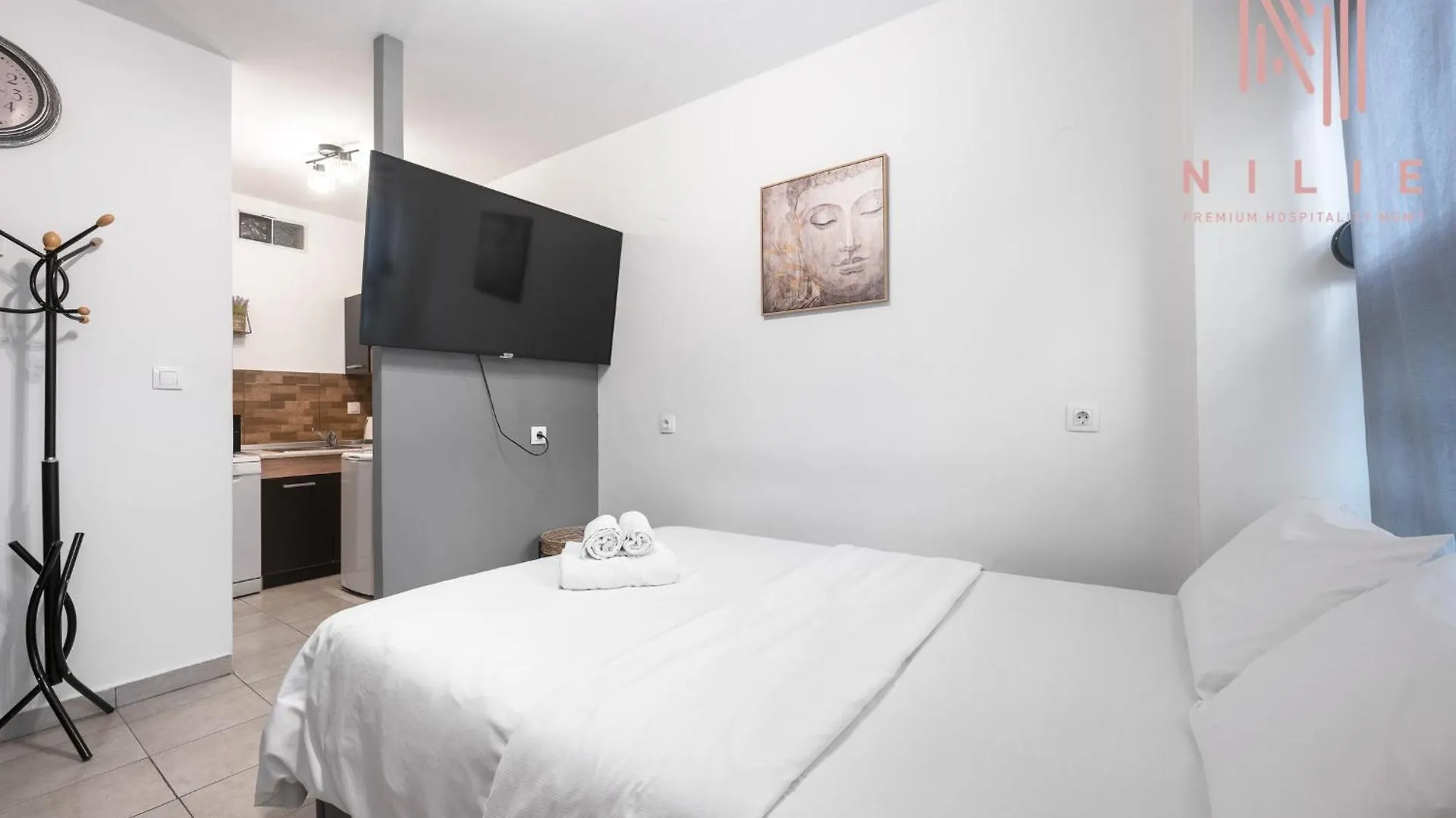 Iris Studio Center Θεσσαλονίκη 0*,  Ελλάδα